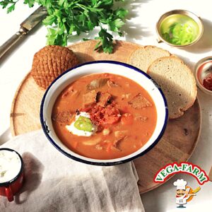 Hungarian bean soup